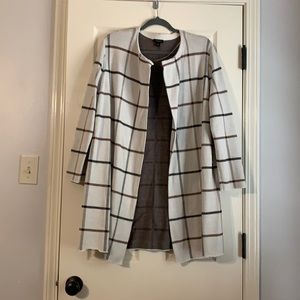 Ann Taylor sweater-jacket style…XL…excellent condition